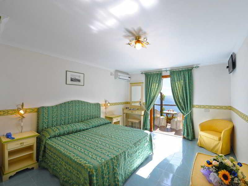 Hotel Torre Saracena Praiano Szoba fotó